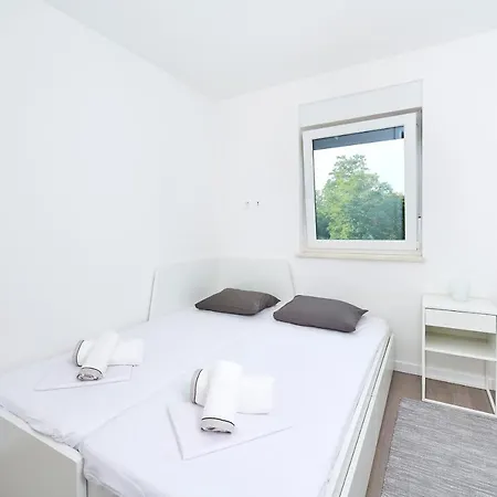 Vila 55 Bašanija