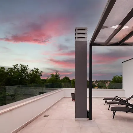 Villa Vila 55 *